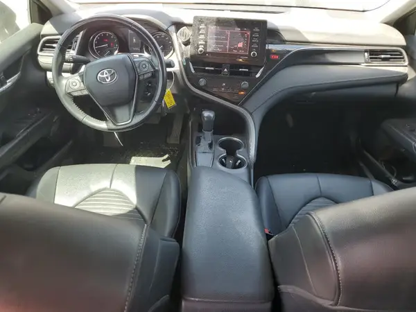 4T1G11AK9MU422411 2021 TOYOTA CAMRY - Image 8