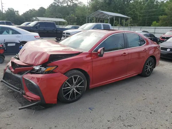4T1G11AK9MU422666 2021 TOYOTA CAMRY - Image 1