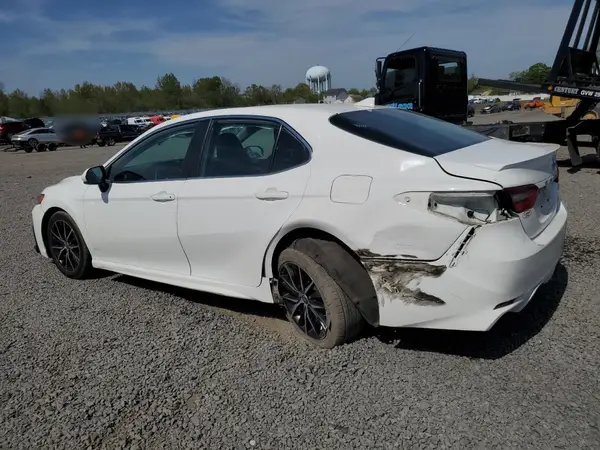 4T1G11AK9MU424241 2021 TOYOTA CAMRY - Image 2