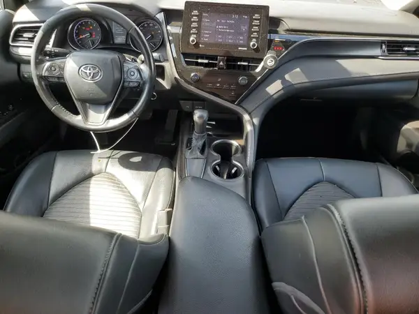 4T1G11AK9MU424241 2021 TOYOTA CAMRY - Image 8