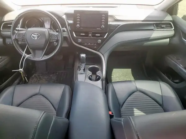 4T1G11AK9MU425020 2021 TOYOTA CAMRY - Image 8