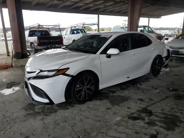 4T1G11AK9MU427561 2021 TOYOTA CAMRY - Image 1