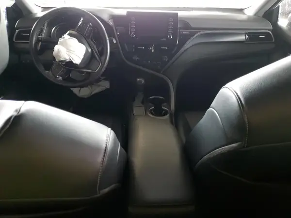 4T1G11AK9MU427561 2021 TOYOTA CAMRY - Image 8