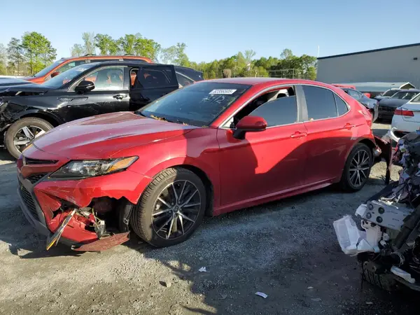 4T1G11AK9MU429892 2021 TOYOTA CAMRY - Image 1