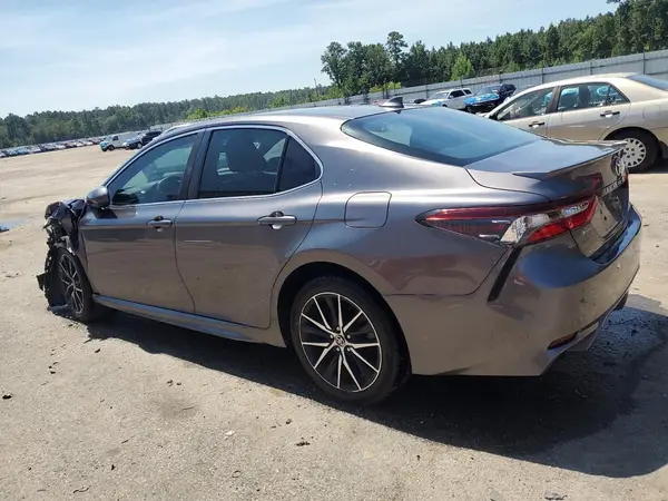 4T1G11AK9MU432971 2021 TOYOTA CAMRY - Image 2