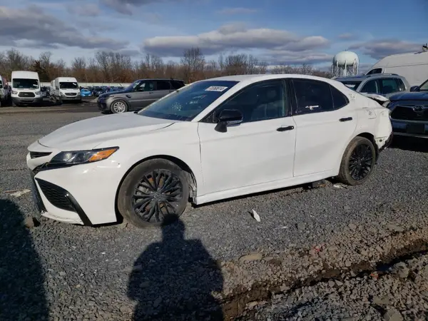 4T1G11AK9MU434526 2021 TOYOTA CAMRY - Image 1
