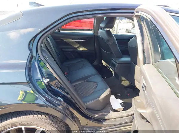 4T1G11AK9MU436096 2021 TOYOTA CAMRY - Image 8