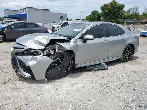 4T1G11AK9MU448684 2021 TOYOTA CAMRY - Image 1