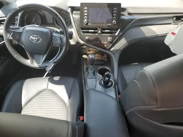 4T1G11AK9MU452864 2021 TOYOTA CAMRY - Image 8