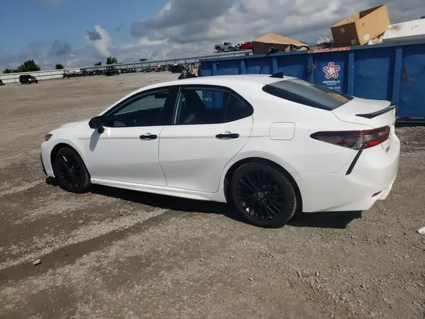 4T1G11AK9MU455148 2021 TOYOTA CAMRY - Image 2