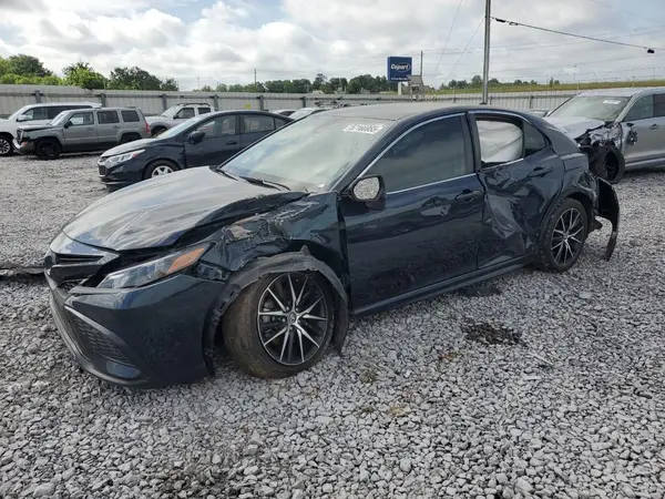 4T1G11AK9MU461743 2021 TOYOTA CAMRY - Image 1
