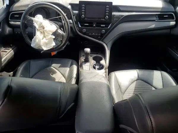 4T1G11AK9MU471107 2021 TOYOTA CAMRY - Image 8