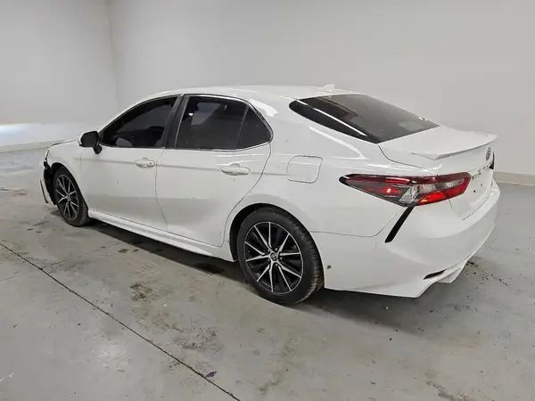4T1G11AK9MU472273 2021 TOYOTA CAMRY - Image 2