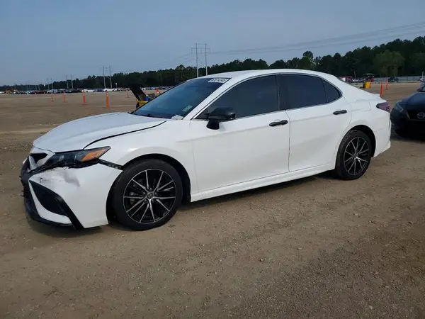 4T1G11AK9MU478980 2021 TOYOTA CAMRY - Image 1
