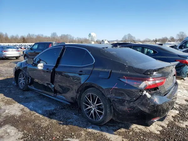 4T1G11AK9MU479644 2021 TOYOTA CAMRY - Image 2