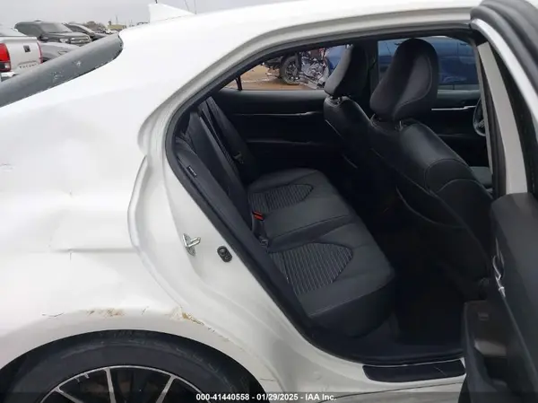 4T1G11AK9MU481457 2021 TOYOTA CAMRY - Image 8