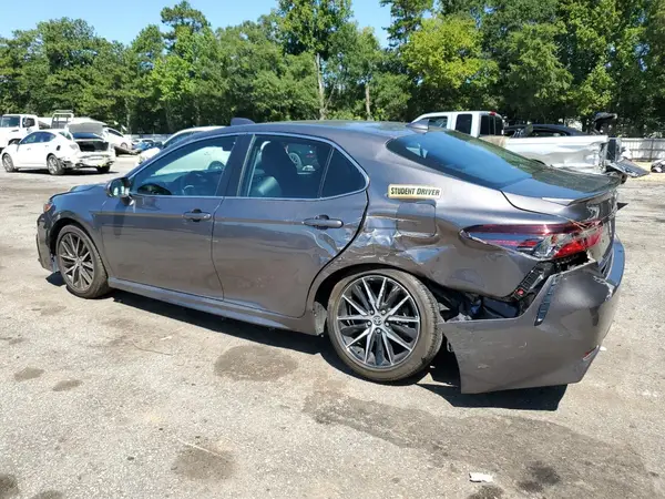 4T1G11AK9MU484603 2021 TOYOTA CAMRY - Image 2