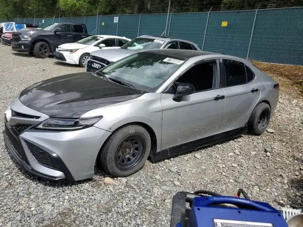 4T1G11AK9MU488747 2021 TOYOTA CAMRY - Image 1