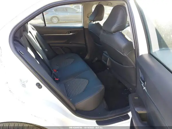 4T1G11AK9MU493771 2021 TOYOTA CAMRY - Image 8