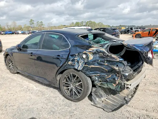 4T1G11AK9MU496749 2021 TOYOTA CAMRY - Image 2