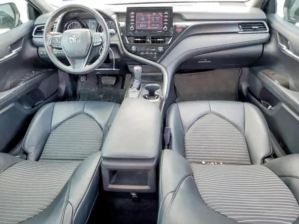 4T1G11AK9MU496749 2021 TOYOTA CAMRY - Image 8