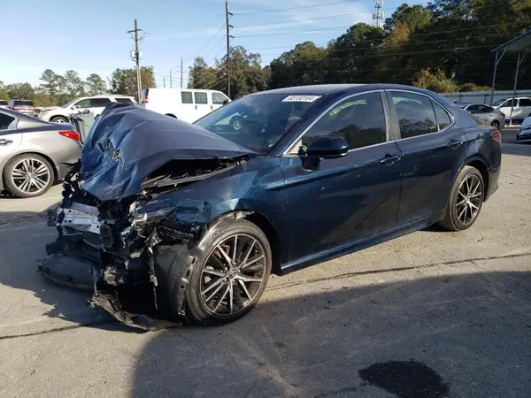 4T1G11AK9MU513033 2021 TOYOTA CAMRY - Image 1