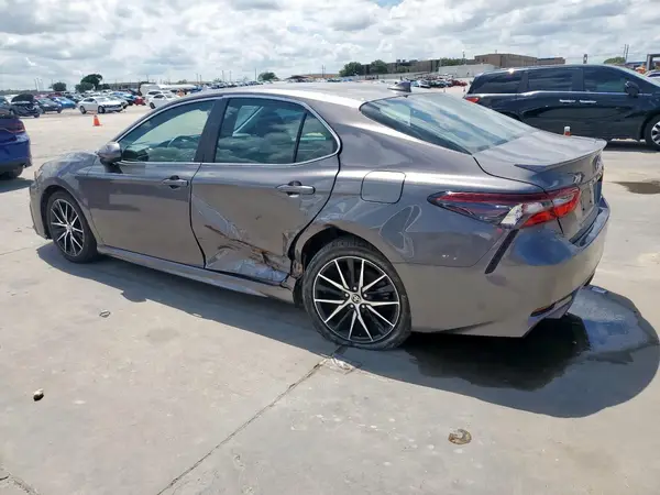 4T1G11AK9MU516336 2021 TOYOTA CAMRY - Image 2