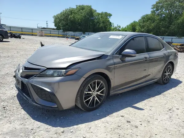 4T1G11AK9MU516708 2021 TOYOTA CAMRY - Image 1