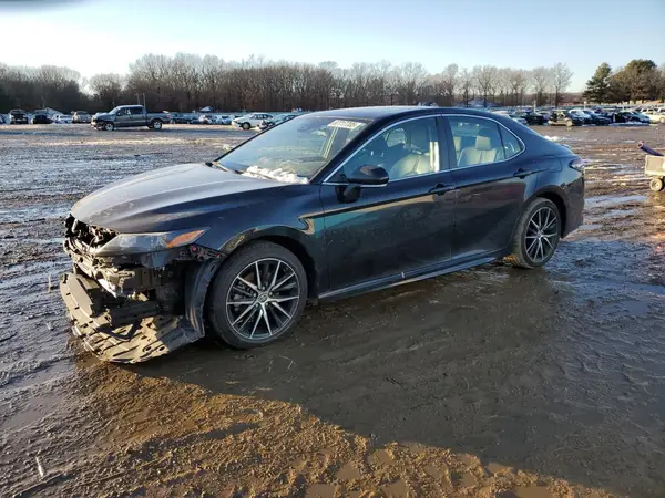 4T1G11AK9MU517485 2021 TOYOTA CAMRY - Image 1