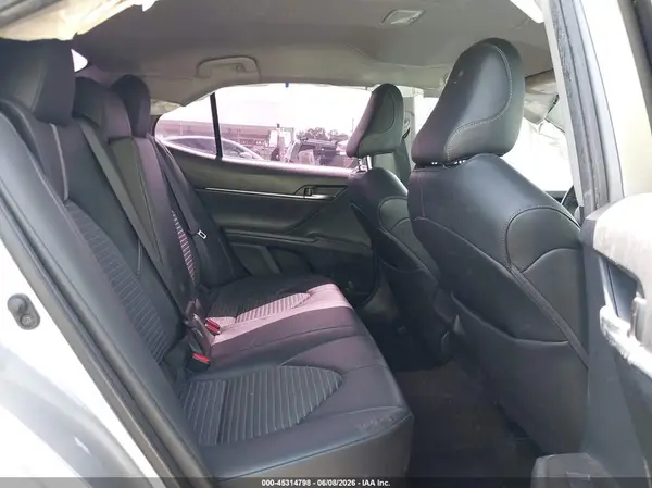 4T1G11AK9MU522492 2021 TOYOTA CAMRY - Image 8