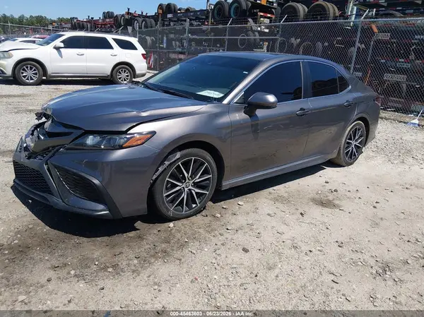 4T1G11AK9MU524162 2021 TOYOTA CAMRY - Image 2