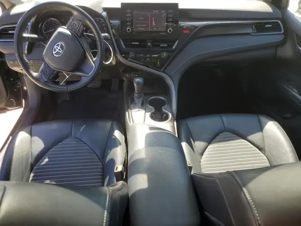 4T1G11AK9MU532715 2021 TOYOTA CAMRY - Image 8