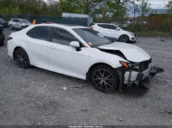 4T1G11AK9MU533489 2021 TOYOTA CAMRY