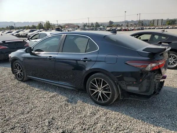4T1G11AK9MU536103 2021 TOYOTA CAMRY - Image 2