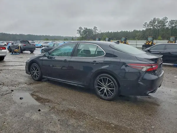 4T1G11AK9MU537039 2021 TOYOTA CAMRY - Image 2