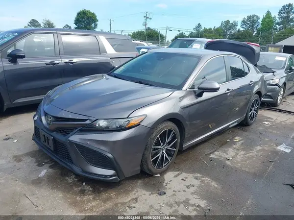 4T1G11AK9MU537428 2021 TOYOTA CAMRY - Image 2