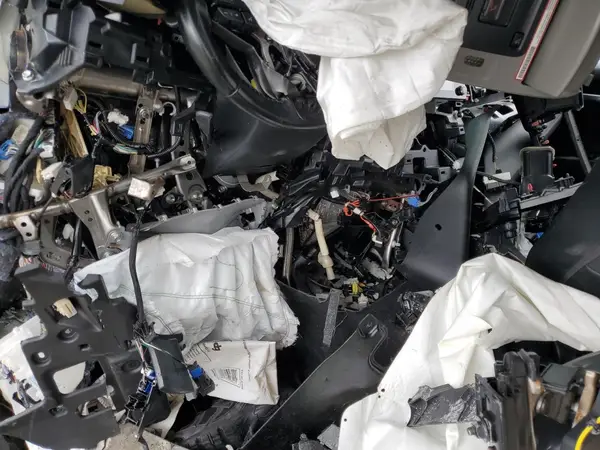 4T1G11AK9MU537526 2021 TOYOTA CAMRY - Image 8
