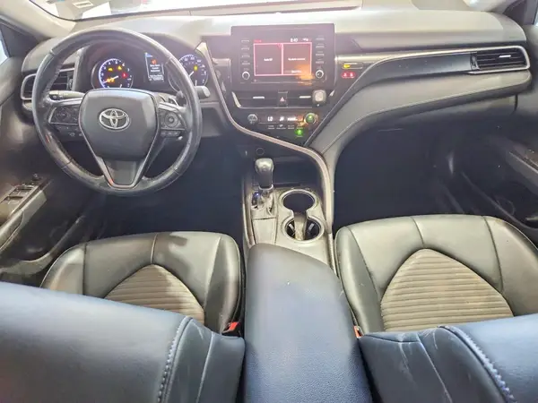 4T1G11AK9MU542564 2021 TOYOTA CAMRY - Image 8