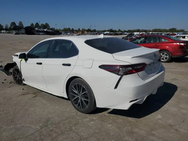 4T1G11AK9MU542712 2021 TOYOTA CAMRY - Image 2