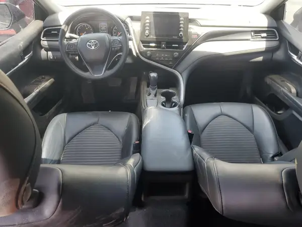 4T1G11AK9MU543827 2021 TOYOTA CAMRY - Image 8