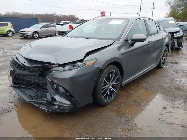 4T1G11AK9MU544637 2021 TOYOTA CAMRY - Image 2