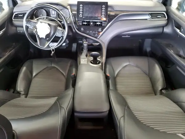 4T1G11AK9MU549546 2021 TOYOTA CAMRY - Image 8
