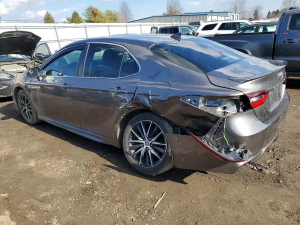4T1G11AK9MU557176 2021 TOYOTA CAMRY - Image 2