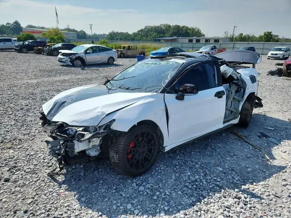 4T1G11AK9MU570073 2021 TOYOTA CAMRY - Image 1