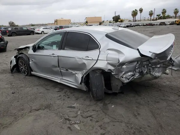 4T1G11AK9MU580909 2021 TOYOTA CAMRY - Image 2