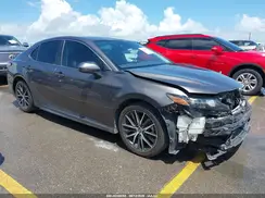 4T1G11AK9MU582823 2021 TOYOTA CAMRY