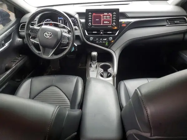 4T1G11AK9MU587391 2021 TOYOTA CAMRY - Image 8