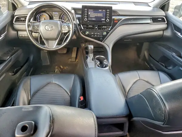 4T1G11AK9MU588038 2021 TOYOTA CAMRY - Image 8