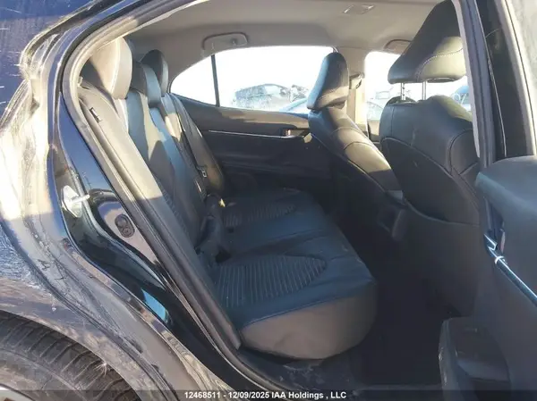 4T1G11AK9MU601631 2021 TOYOTA CAMRY - Image 8