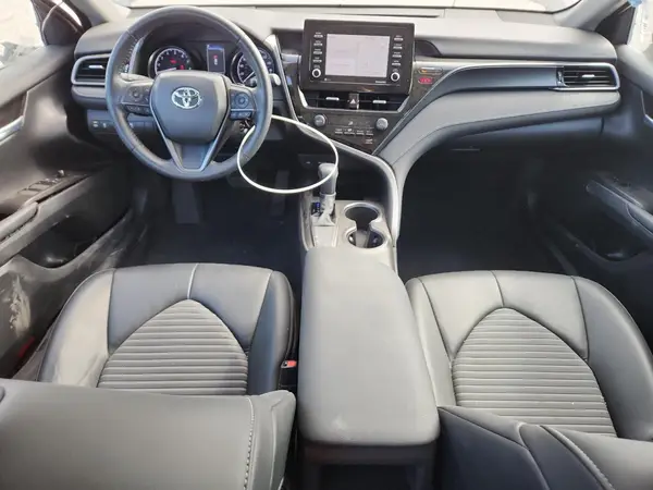 4T1G11AK9MU604187 2021 TOYOTA CAMRY - Image 8